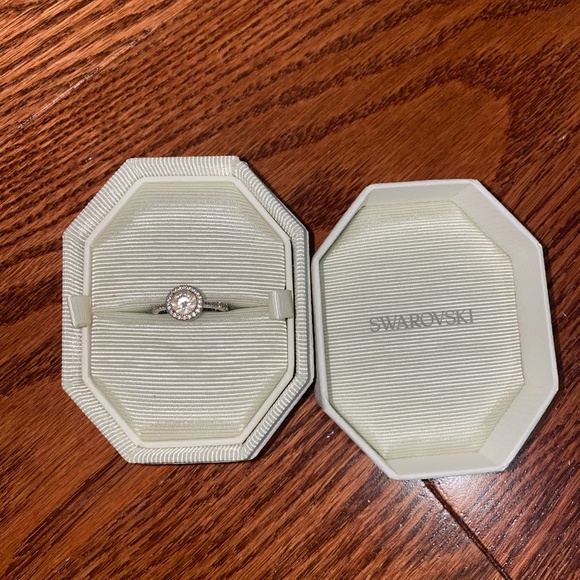 Swarovski Jewelry - Swarovski Una Angelic Cocktail Ring